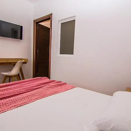 Aparthotel Philoxenia Earia Vrasná Zimmer foto